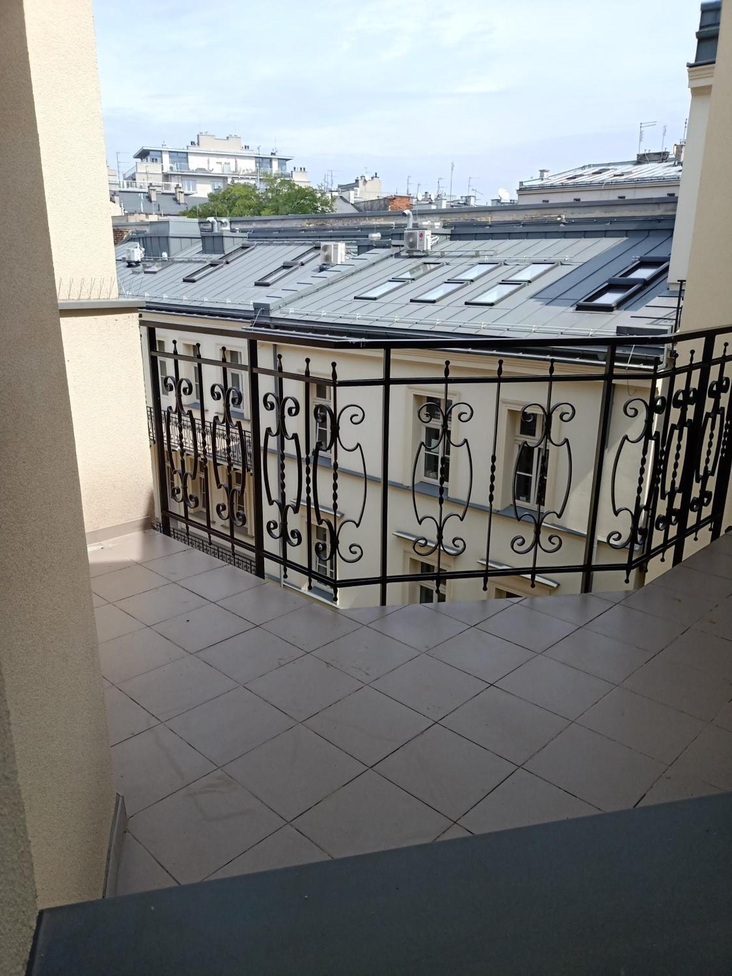Apartment In The Heart Of The